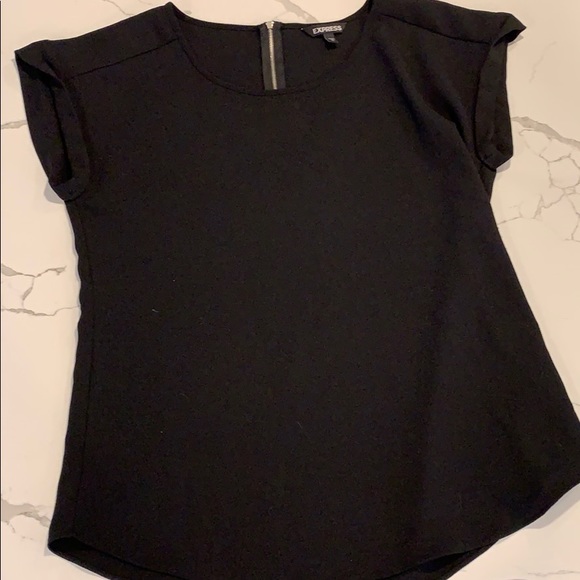 Express Tops - Black top